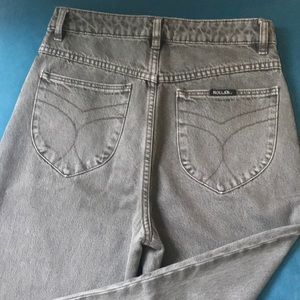 ROLLA’s Dusters High rise slim. 28. Light washed green. Excellent condition.
